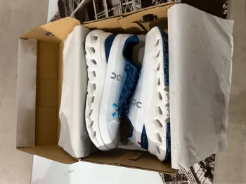 Used On Running Shoes Size 41 bike — image 6 of 8