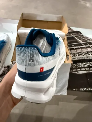 Used On Running Shoes Size 41 bike — image 5 of 8