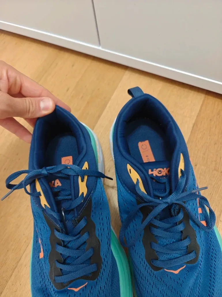 Tweedehands Hoka Bondi 8 bike — afbeelding 3 van 4