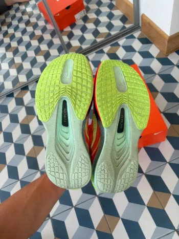 Used Nike Zoom Fly 6 bike — image 7 of 7