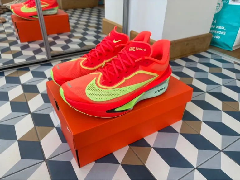 Used Nike Zoom Fly 6 bike — image 4 of 7