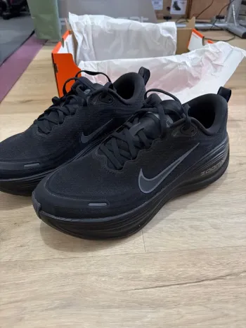 Used Nike Vomero Plus bike — image 2 of 15