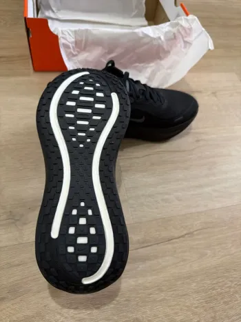 Used Nike Vomero Plus bike — image 9 of 15