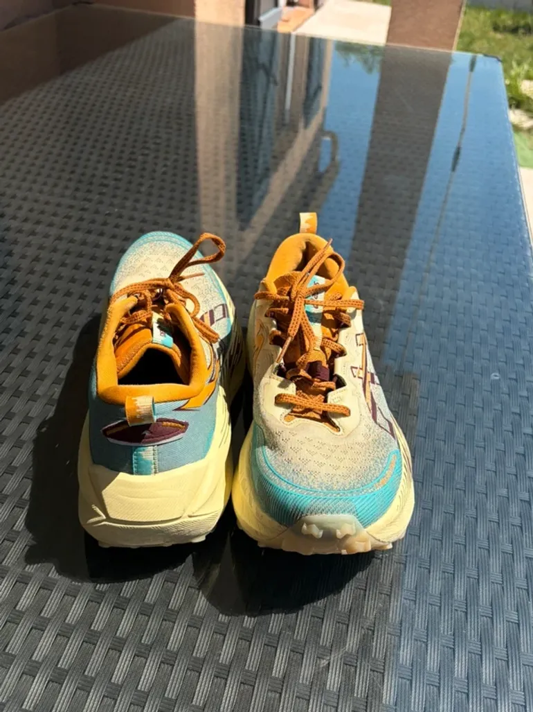 Used Asics Trabuco Max 4 bike — image 4 of 10