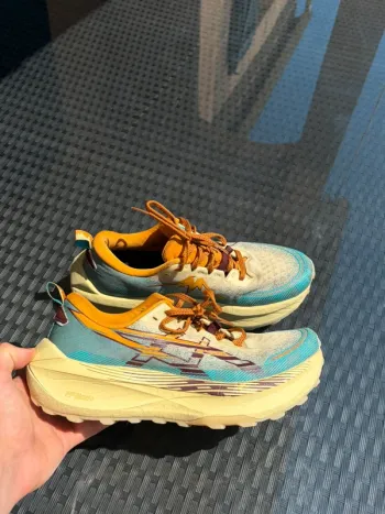 Used Asics Trabuco Max 4 bike