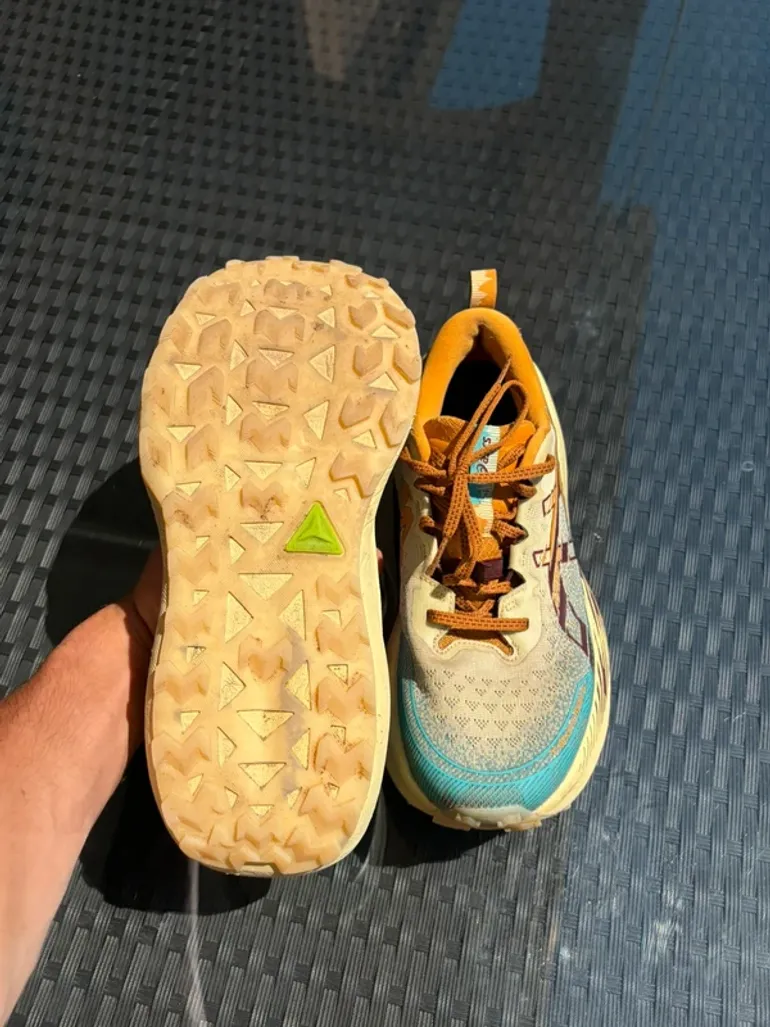 Used Asics Trabuco Max 4 bike — image 3 of 10