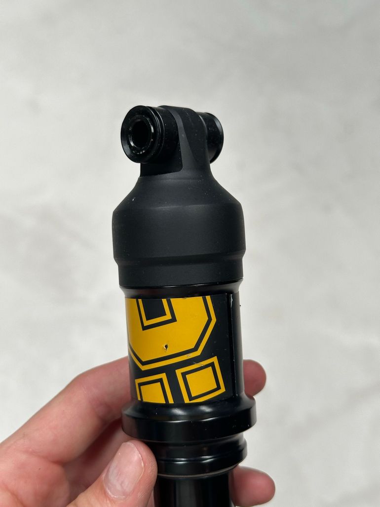 Käytetty Öhlins TXC2Air Trunnion 165x45 2024 bike — kuva 5 / 9