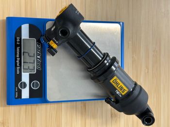 Käytetty Öhlins TXC2Air Trunnion 165x45 2024 bike — kuva 6 / 9