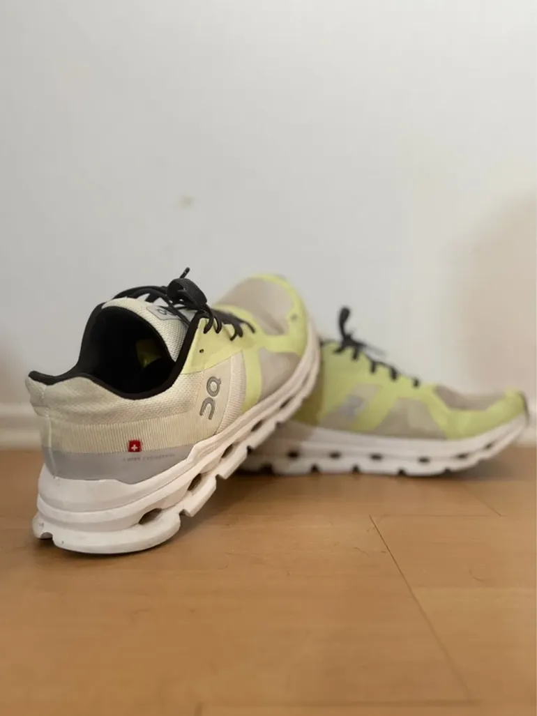 Used On Running On Cloud bike — image 1 of 6