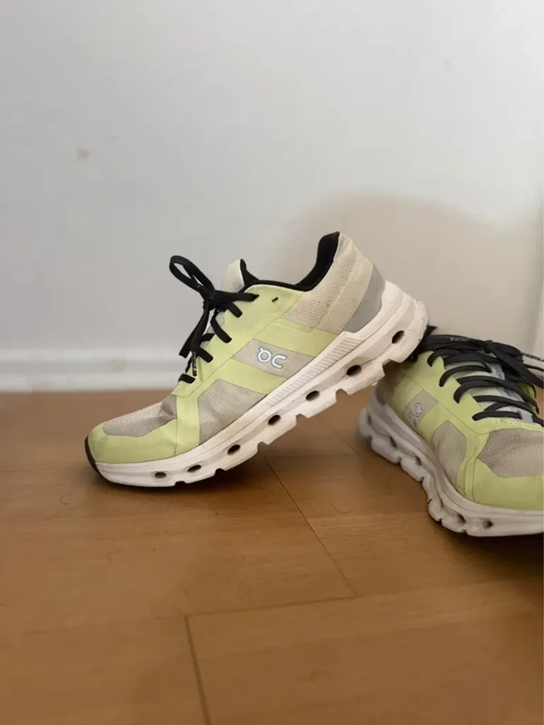Used On Running On Cloud bike — image 2 of 6