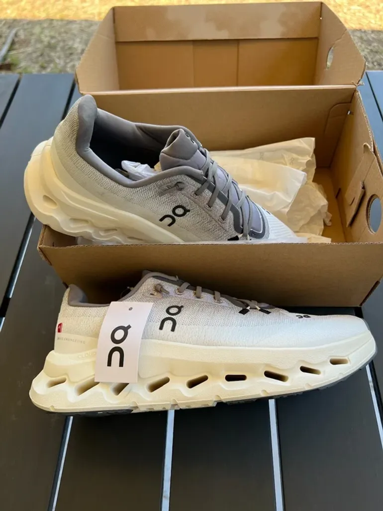 On Running Cloudtilt bike usato — immagine 3 di 8