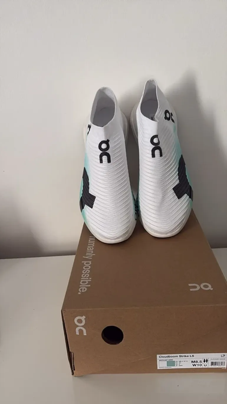 Used On Running shoes size 42 bike — image 2 of 3