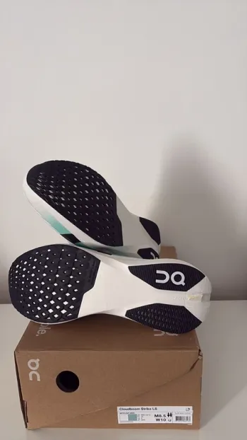 Used On Running shoes size 42 bike — image 3 of 3