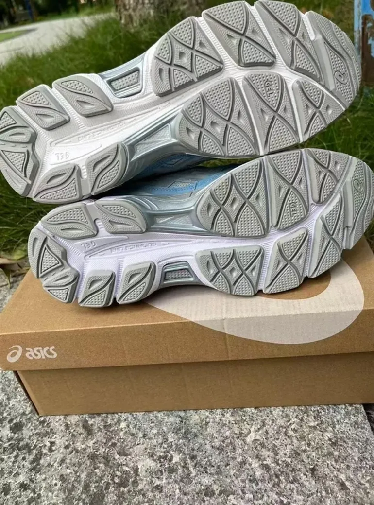 Used Asics Gel-Nyc bike — image 5 of 6