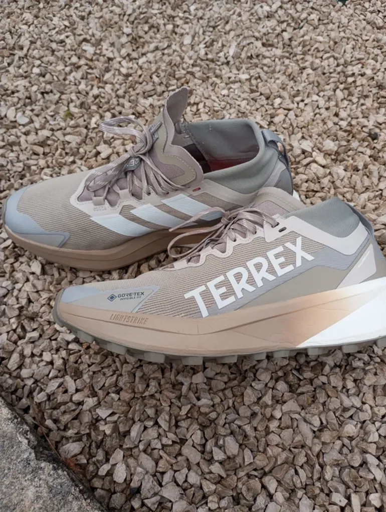 Used Adidas Terrex Agravic 3 GTX bike — image 2 of 15