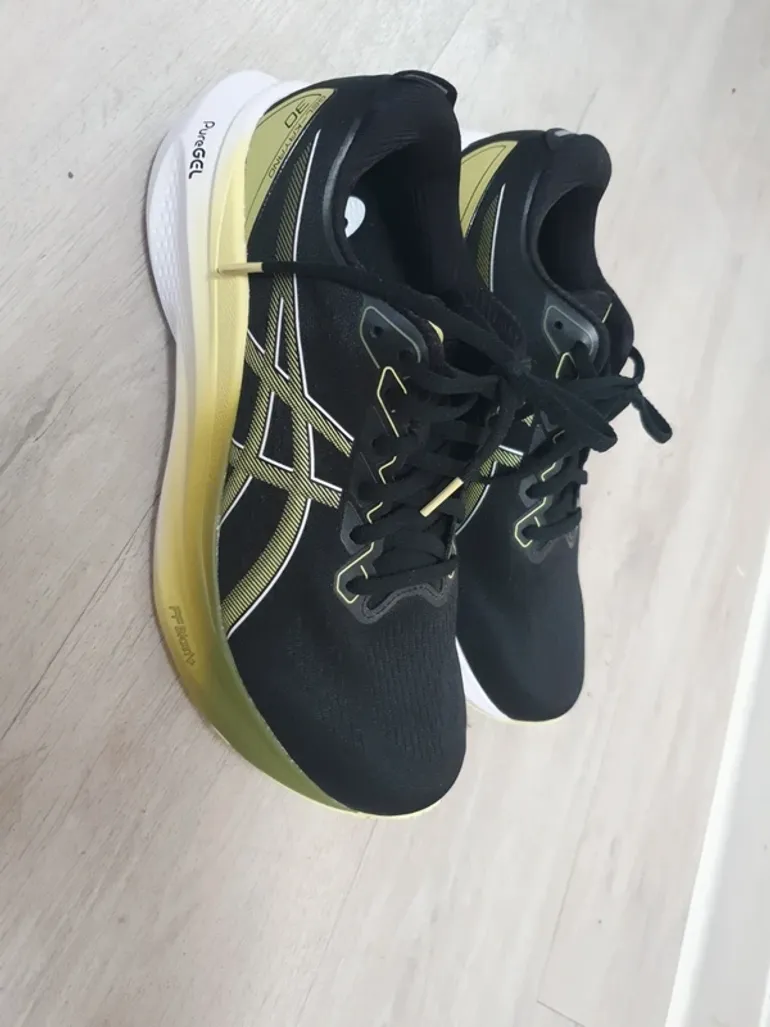 Used Asics GEL-KAYANO 30 bike — image 1 of 6