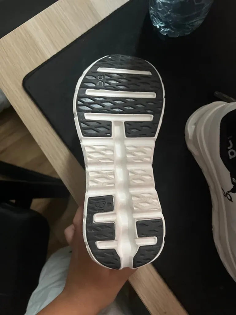 Used On Running Cloud bike — image 7 of 7