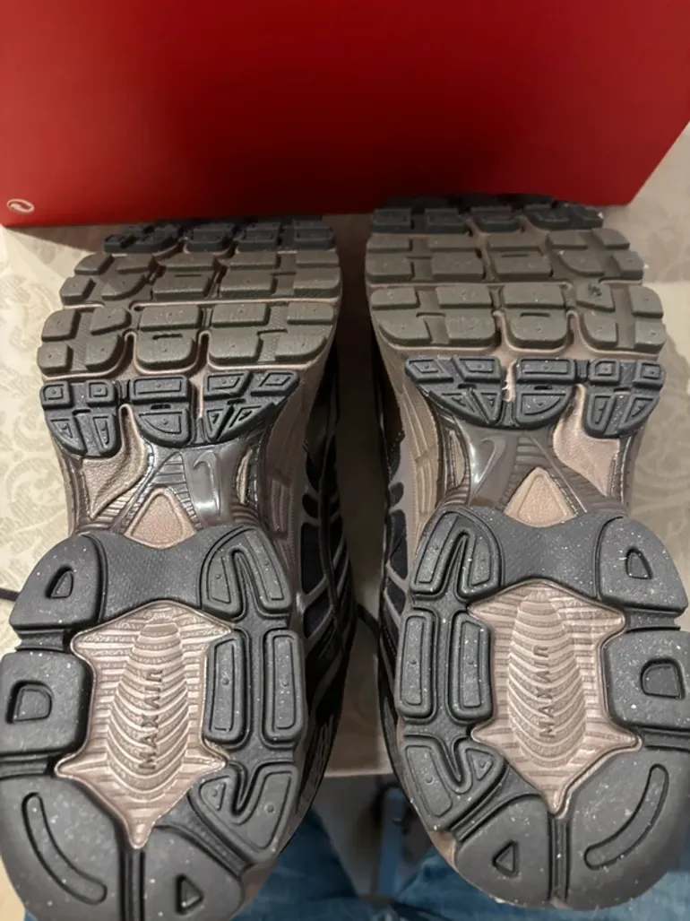 Used Nike Air Max Moto 2K bike — image 2 of 8