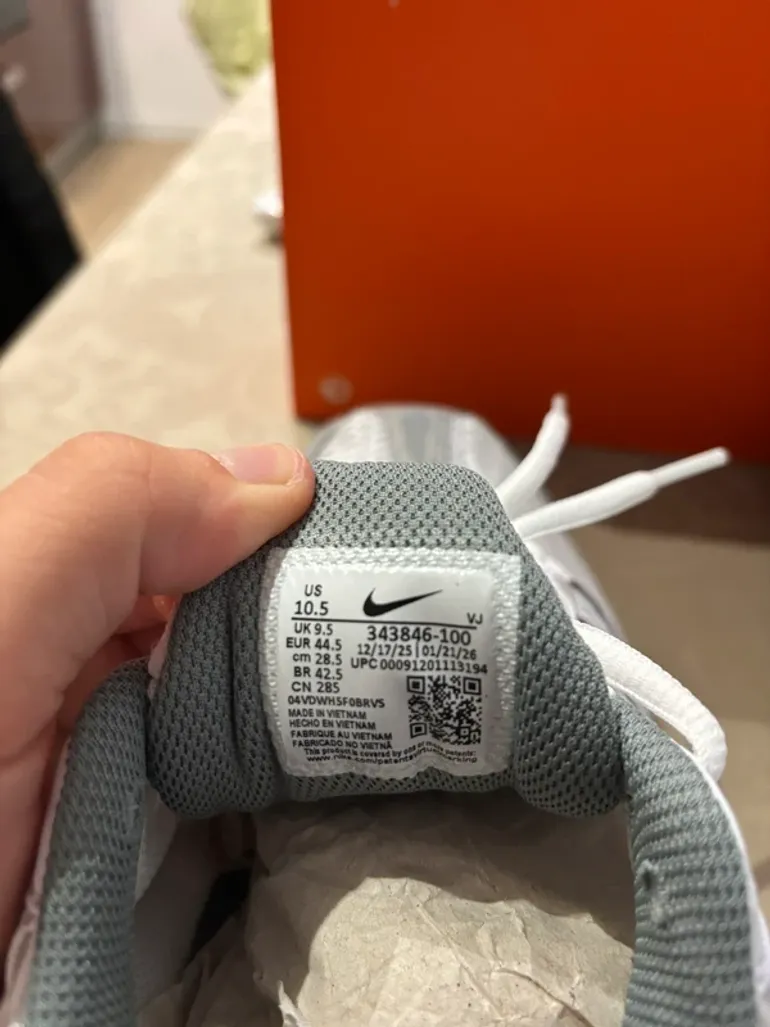 Brugt White Air Max Torch 4 bike — billede 3 af 8