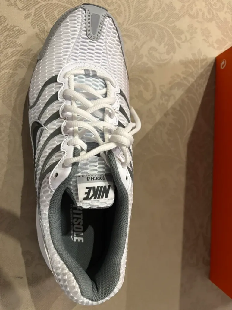 Brugt White Air Max Torch 4 bike — billede 6 af 8