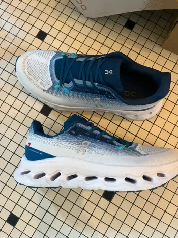 Used On Running Cloud bike — image 2 of 7