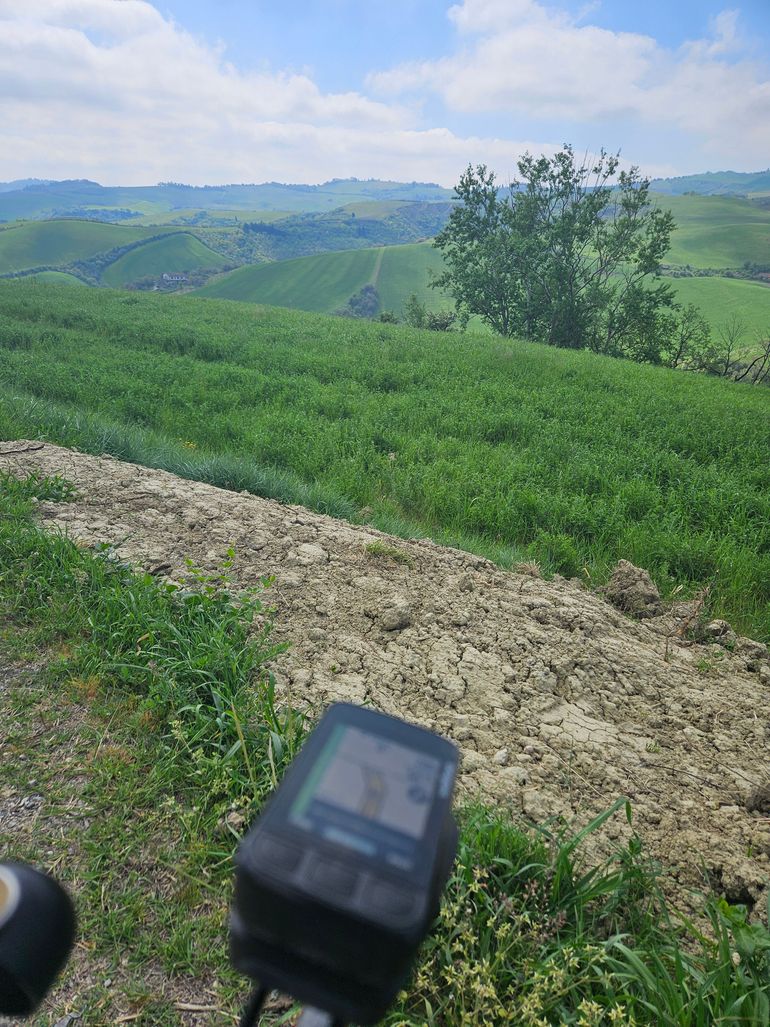 Použité Wahoo ELEMNT BOLT v2 GPS Bike Computer 2023 bike — obrázek 5 z 5