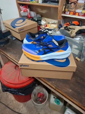 Used Asics Trabuco Max 5 bike — image 2 of 2