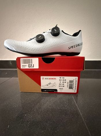 Used Specialized Torch 3.0 Road Shoes 2026 bike
