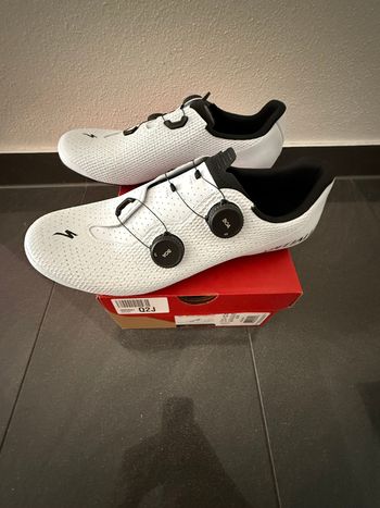 Used Specialized Torch 3.0 Road Shoes 2026 bike — image 2 of 6
