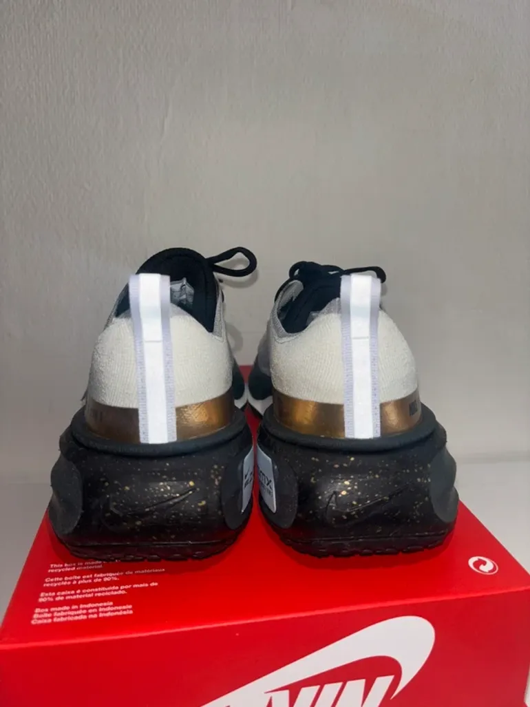 Used Nike ZoomX Invincible RN FK3 bike — image 4 of 7