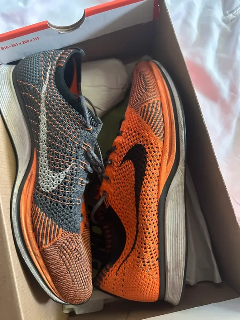 Used Nike Flyknit Racer bike — image 5 of 5