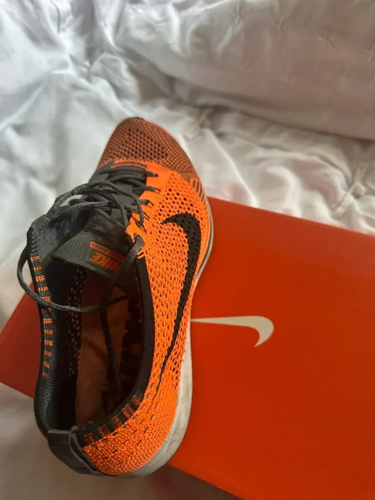 Used Nike Flyknit Racer bike — image 3 of 5