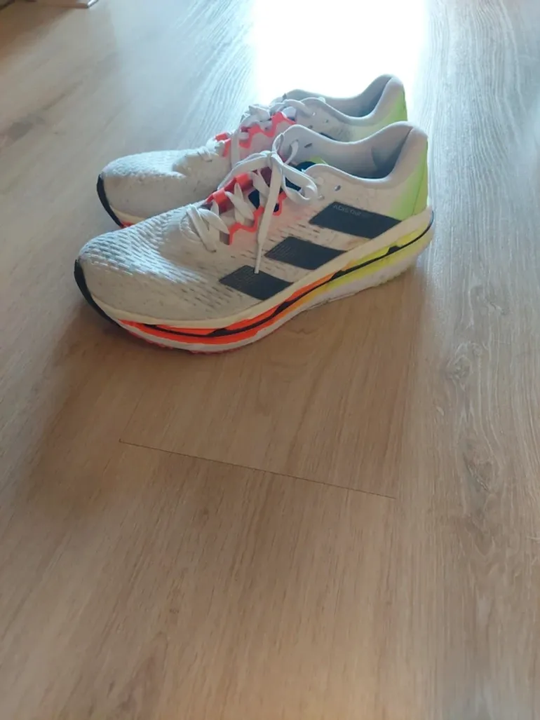 Used Adidas Adistar Beyond bike — image 3 of 5