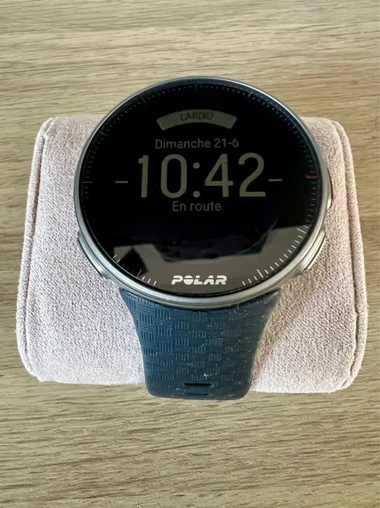 Used Polar Vantage V bike — image 1 of 4