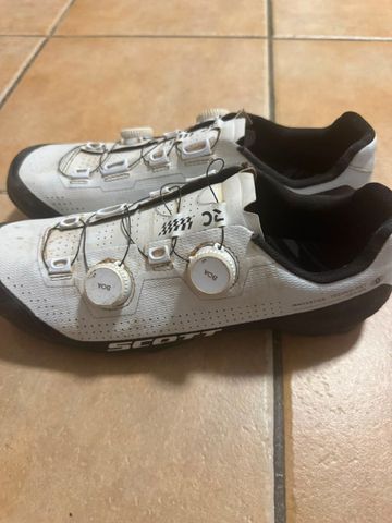 Gebrauchtes Scott RC Negro y Blanco bike — Bild 2 von 3