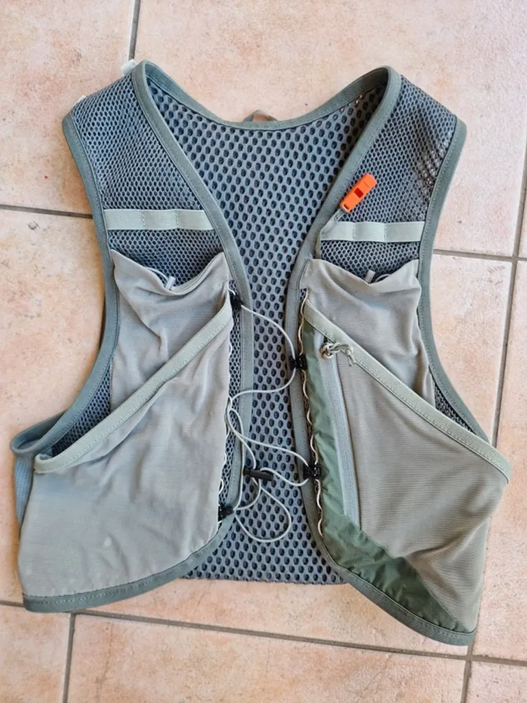 Used Salomon Activ skin 4 bike — image 2 of 4