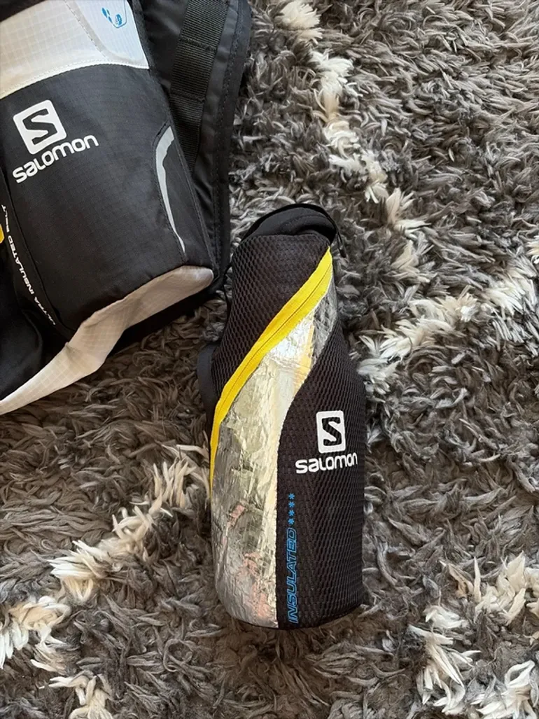 Used Salomon Ultra Insulated Belt bike — image 2 of 8