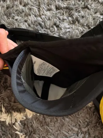 Used Salomon Ultra Insulated Belt bike — image 3 of 8