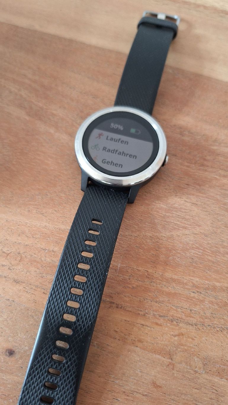 Gebrauchtes Garmin vívoactive 3 GPS Smartwatch 2021 bike — Bild 3 von 4