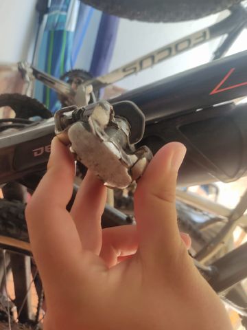 Used Shimano Pedals bike — image 2 of 2