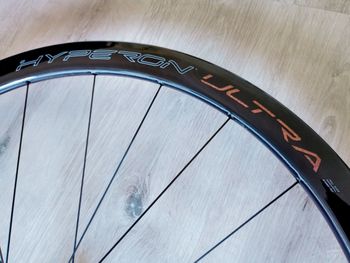 Used Campagnolo Hyperon Ultra Carbon Wheelset bike