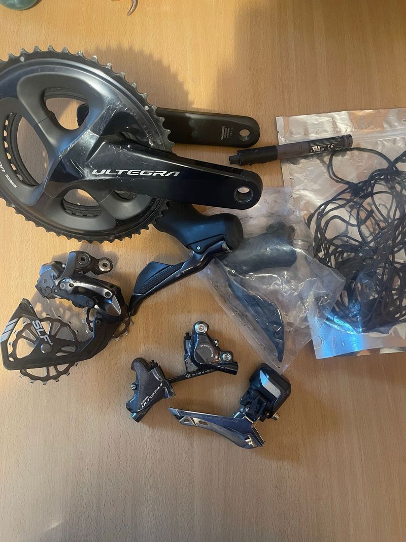 Gebrauchtes Shimano Ultegra Di2 R8050 2023 Drivetrain & Pedals