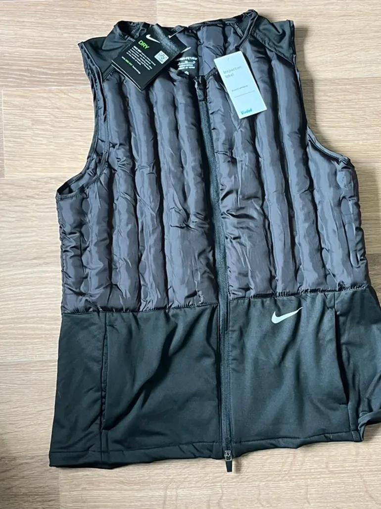 Used Nike Therma-fit bike — image 2 of 6