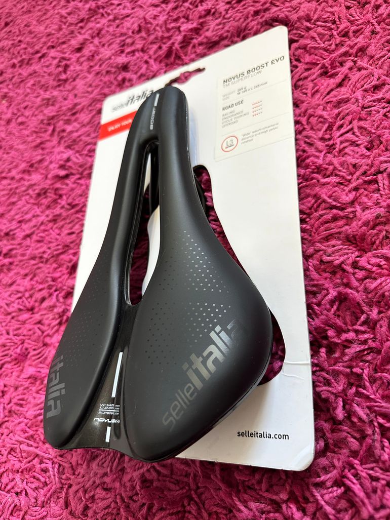 Used Selle Italia Novus Boost Evo TM Superflow 145mm 2026 bike — image 3 of 10