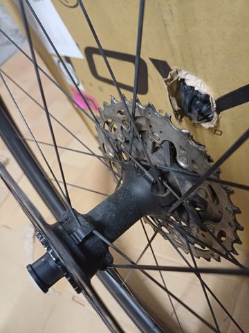 Roval Alpinist CLX Wheels 2024 bike usato — immagine 3 di 10