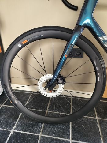 Käytetty Giant SLR 0 40 2025 bike — kuva 6 / 8
