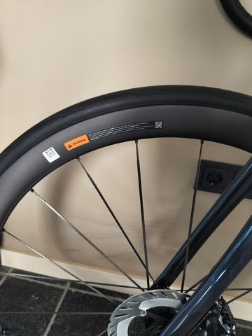 Brugt Giant SLR 0 40 2025 bike — billede 4 af 6