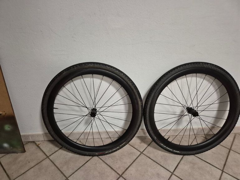 Käytetty Syncros Capital 1.0 Profi 40mm Carbon 2025 bike — kuva 1 / 5