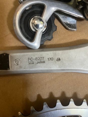 Used Shimano 600 +Wheelset 1983 bike — image 4 of 9