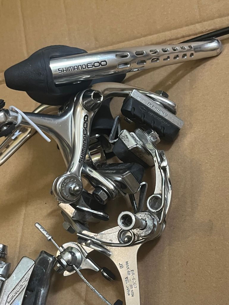 Used Shimano 600 +Wheelset 1983 bike — image 5 of 9